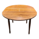 Round table with extensions
