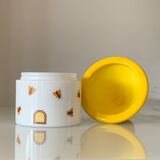 Former pot formed beehive in vintage opaline