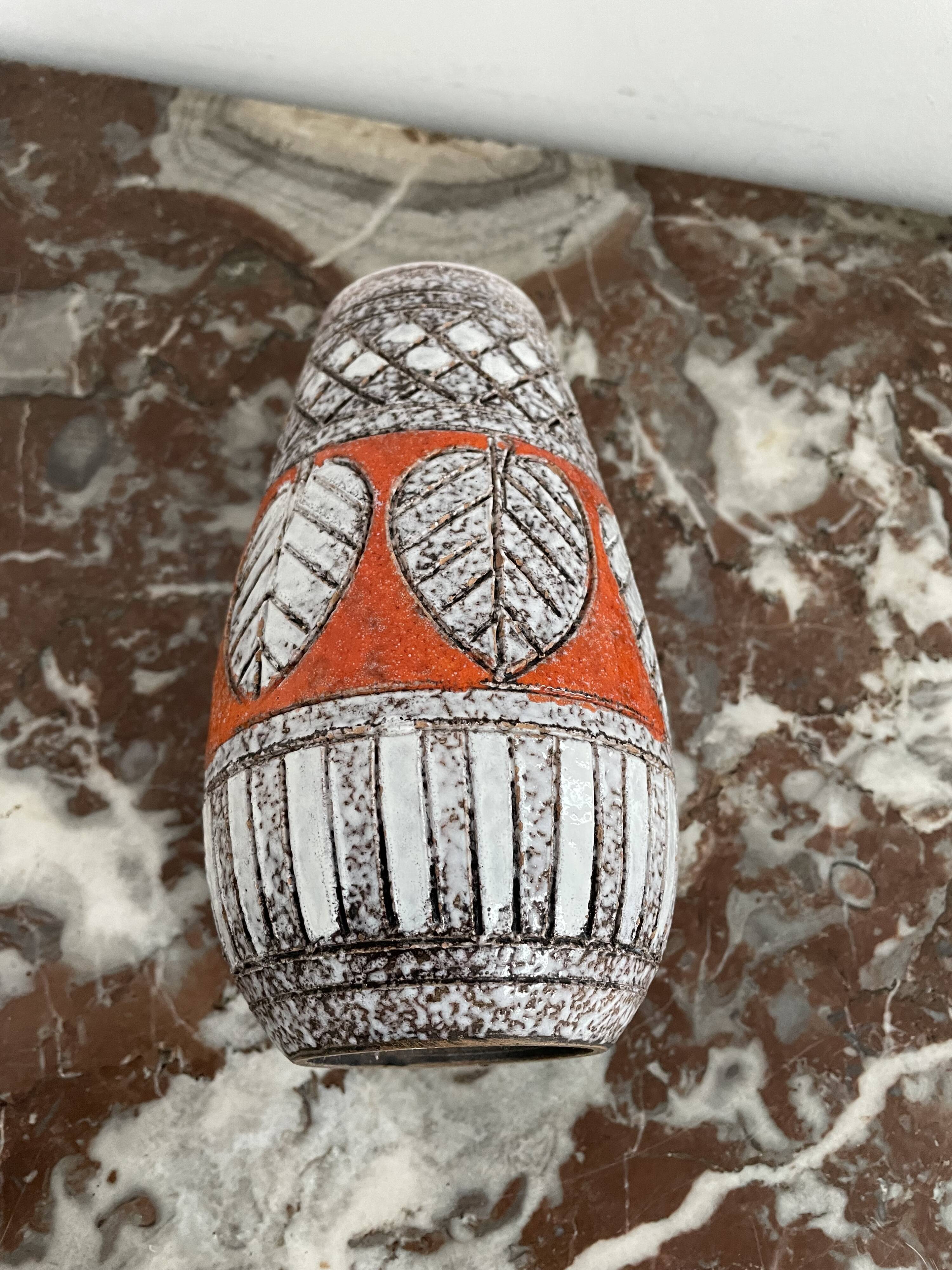 Vintage, vase, Fratelli Fanciullacci sgraffito, 50s, orange, leaf decoration, signed, numbered