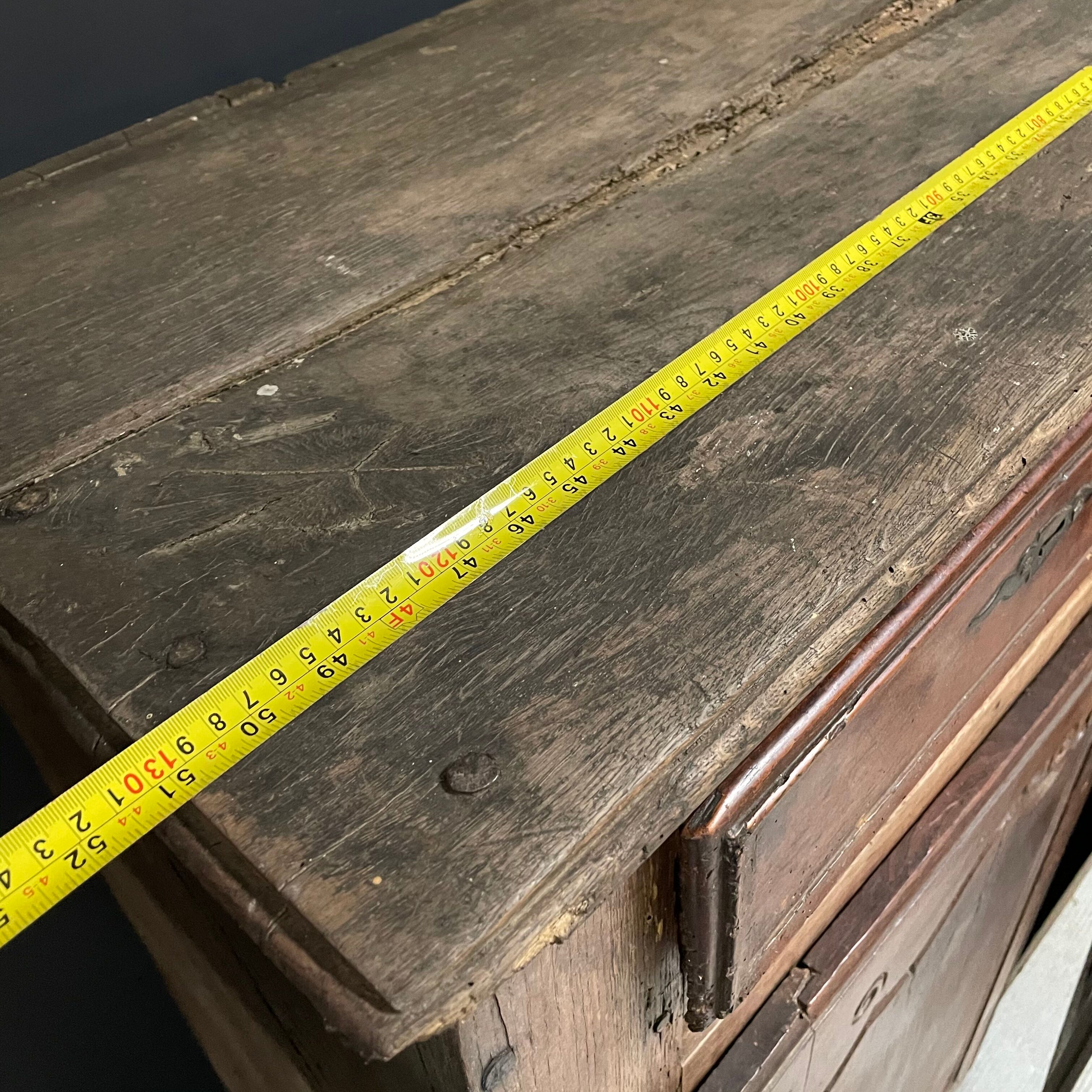 Buffet ancien XVIII Louis XV bois massif art populaire campagne enfilade meuble