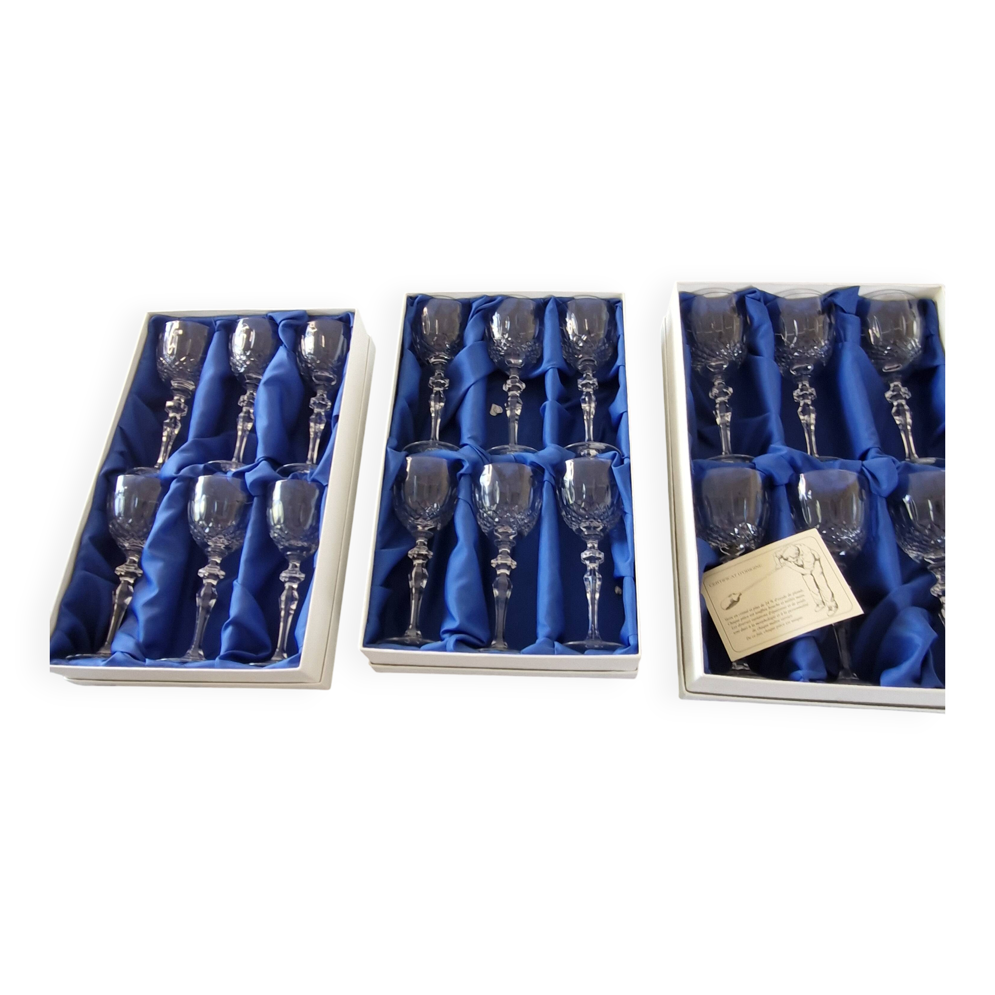 Service de 18 verres en cristal de Lorraine