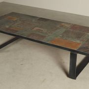 Table basse postmoderne par Pia Manu, Belgique
