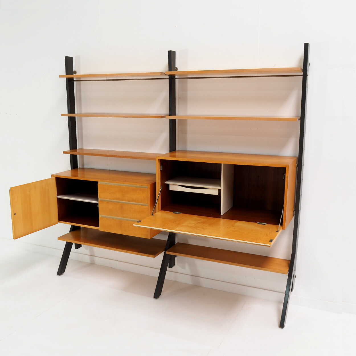 Dutch 1950s wall unit by Kho Liang Ie for Fristo