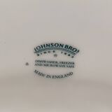 6 Johnson brothers England dessert plates