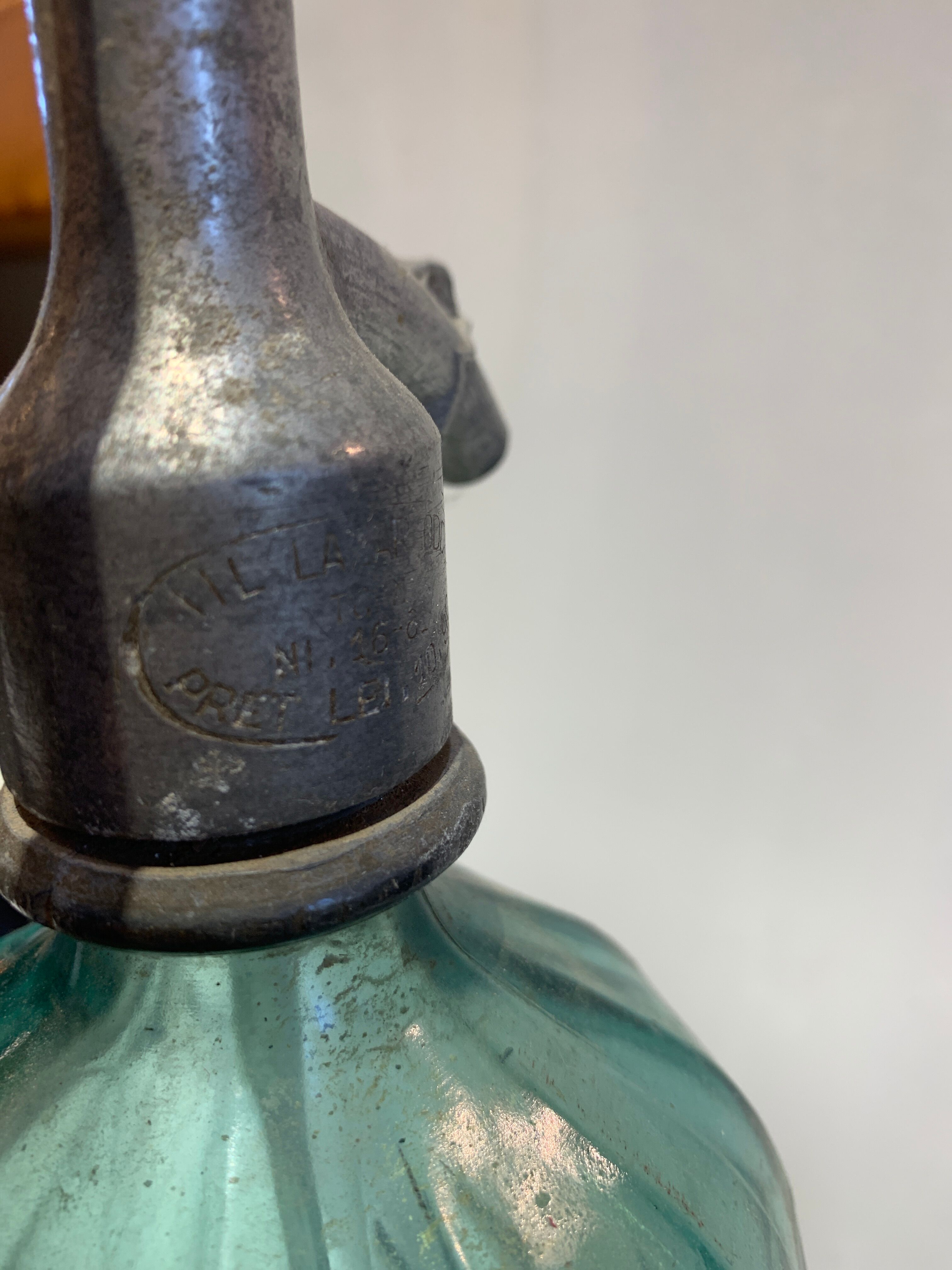 APA GAZOASA STAS brand siphon