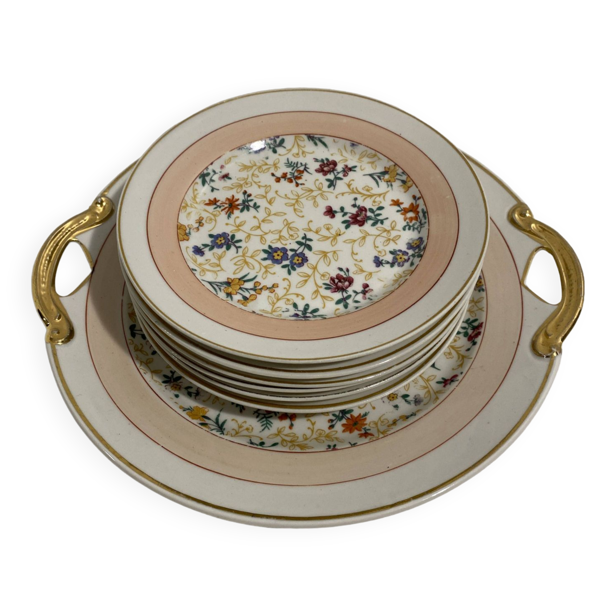 Dessert service, cake service, flowers and gilding, 6 plates and a vintage pie dish.