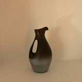 set of 17 decorative items