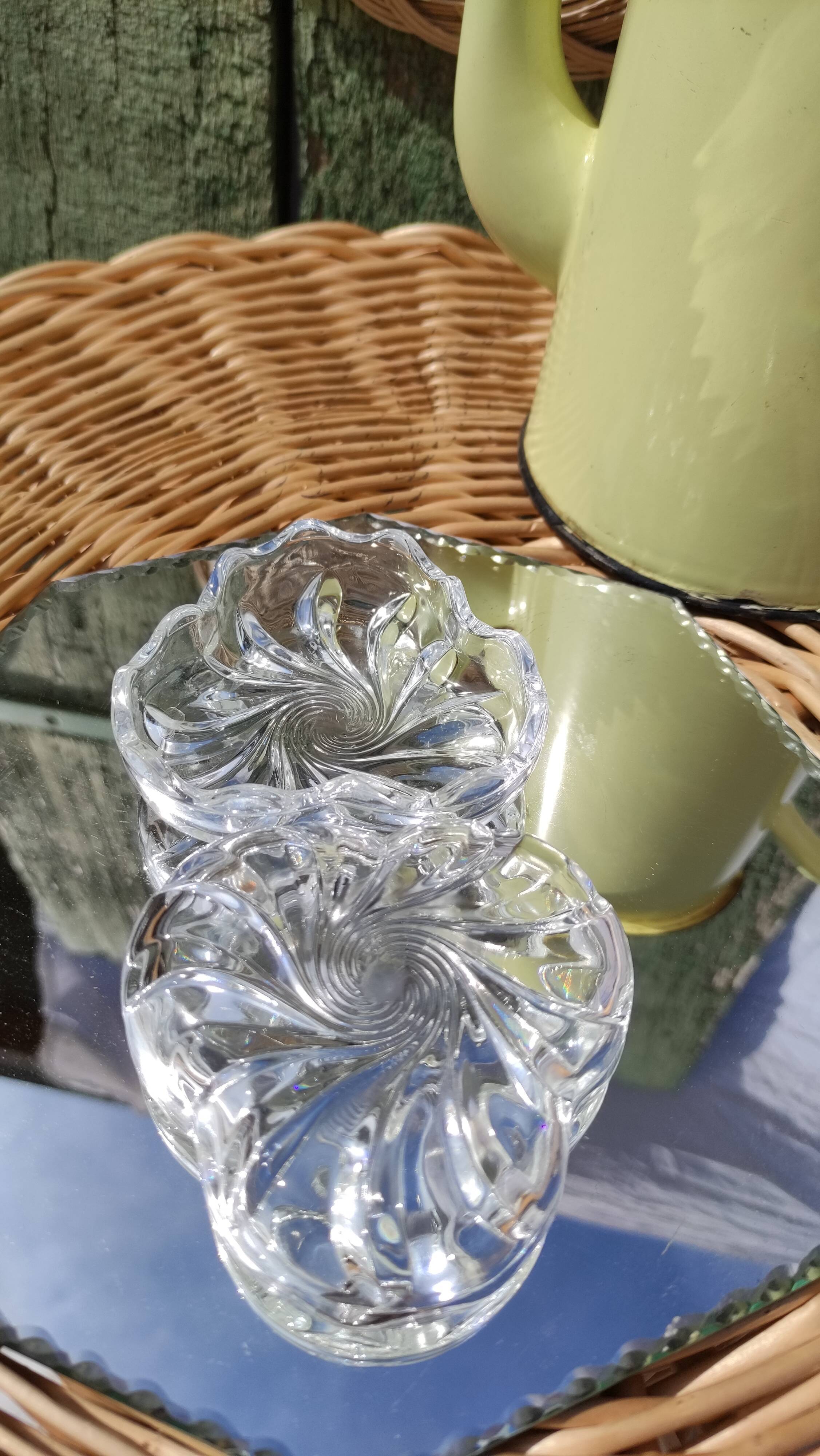 Thick and chiseled glass box