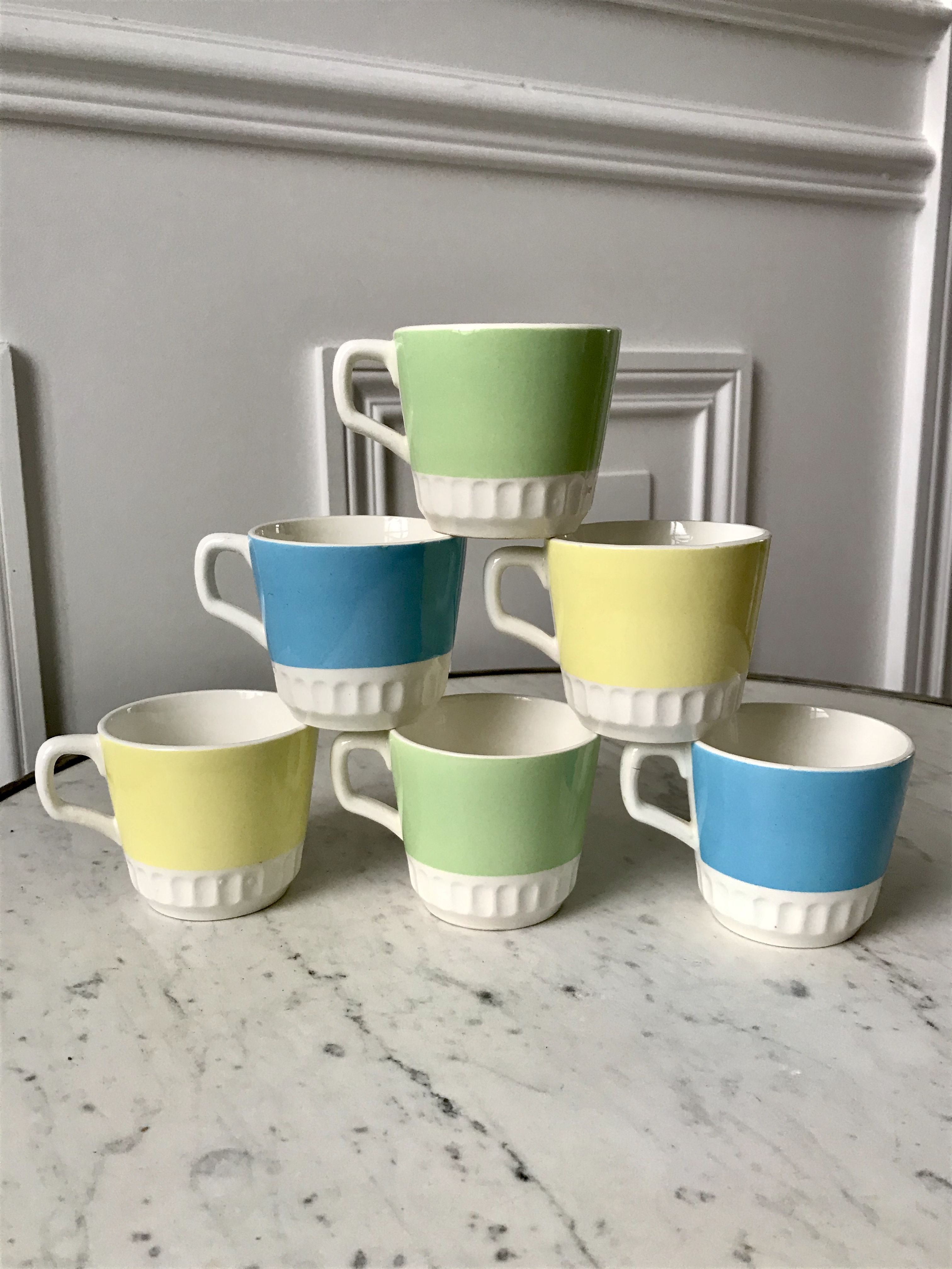 set of 6 colorful coffee cups pop Digoin Sarreguemines 60s