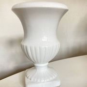 Antique XL neo-classical medicinal cache pot in white clay, 1950.