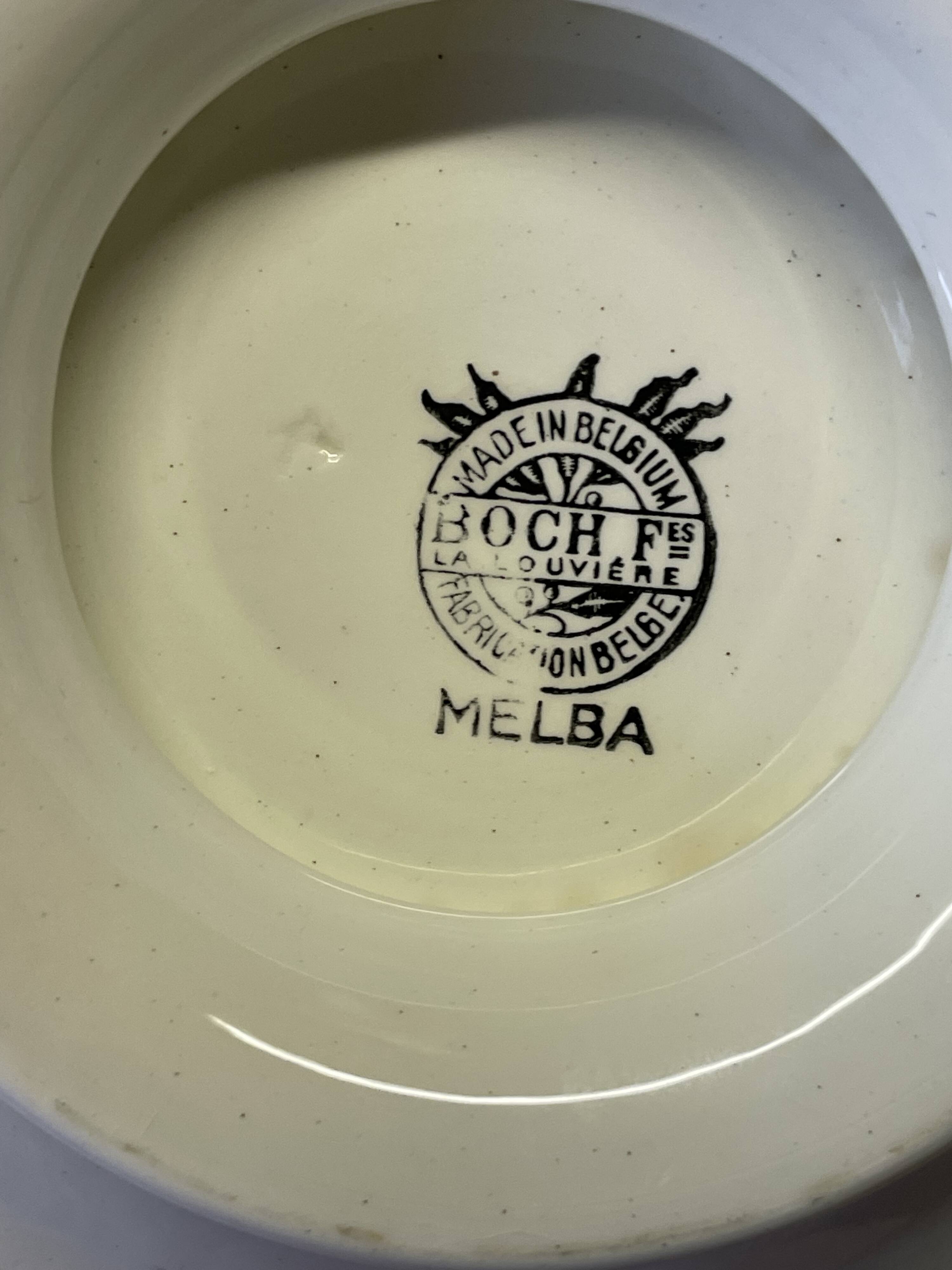 Nice footbath from Boch Lalouvière model "Melba" in good condition.