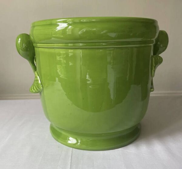 Cache-pot vernissé vert