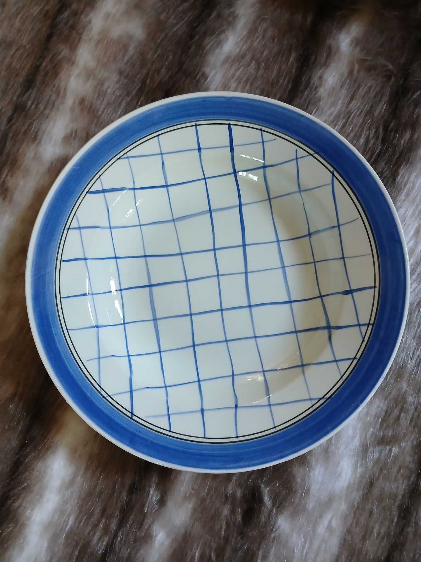 7 assiettes creuses anciennes "Michel " de Gien