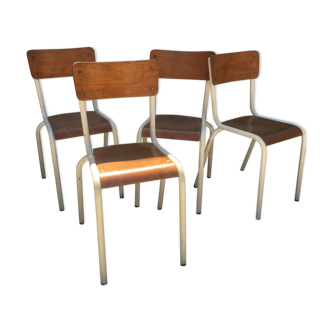 4 chaises d'ecoliers