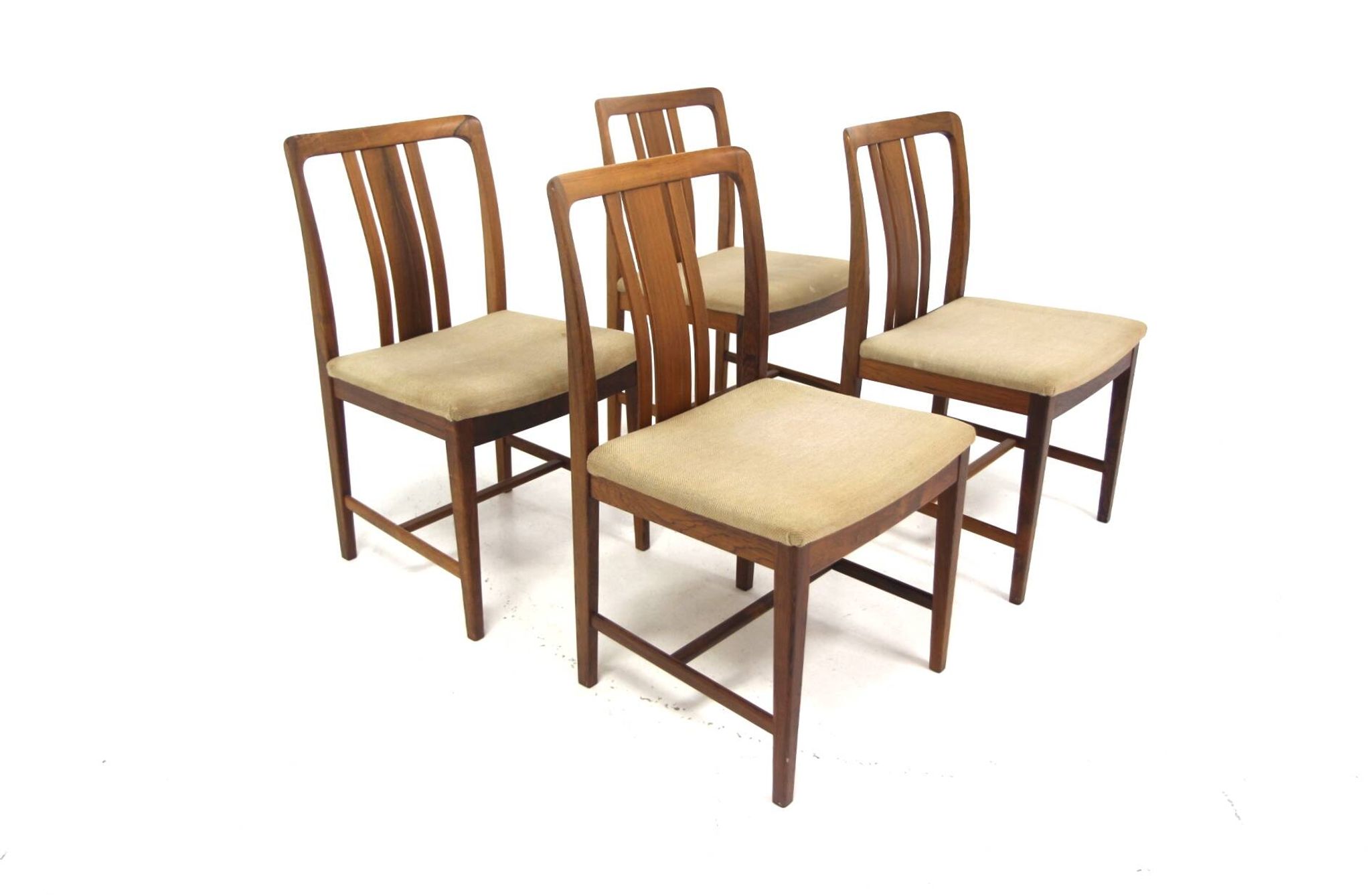 Set of 4 Scandinavian walnut chairs, Linde Nilsson, Lammhult, Sweden