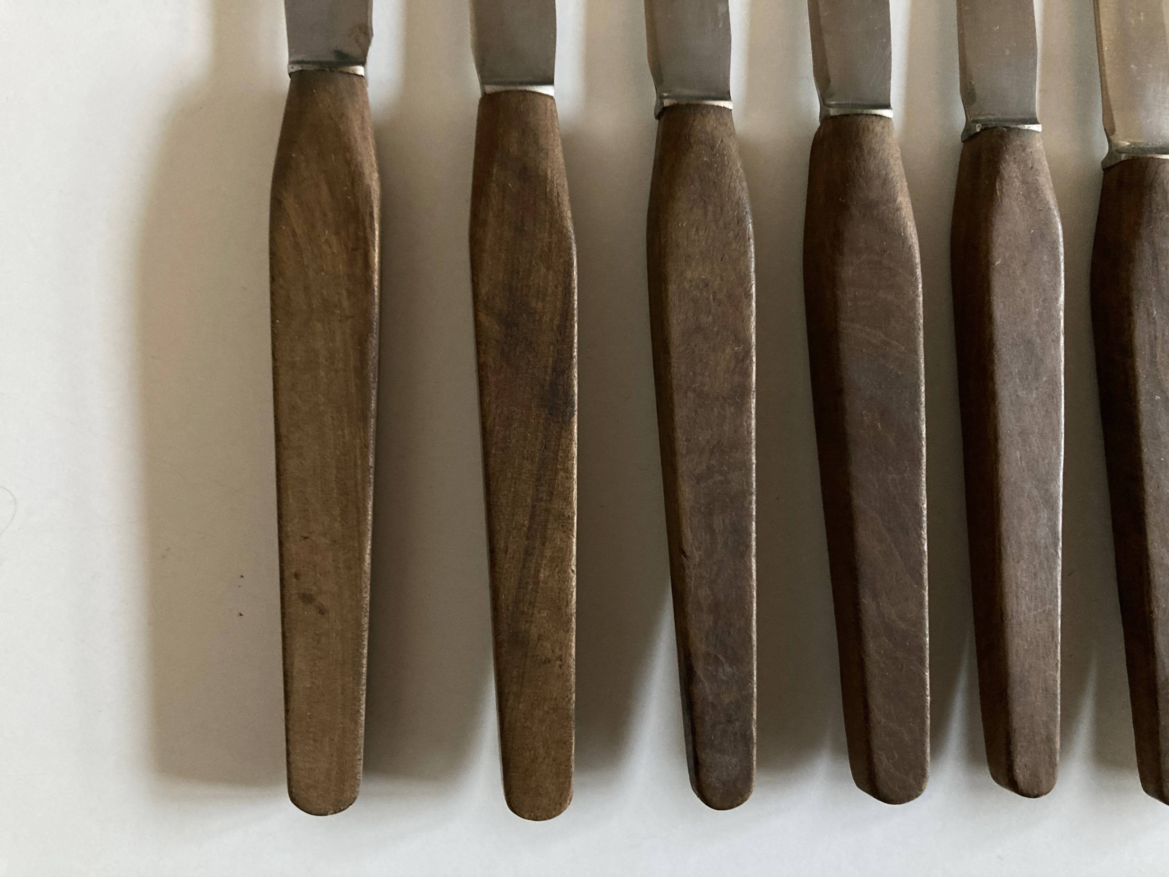Set of 8 Scandinavian table knives 1960 wooden handle