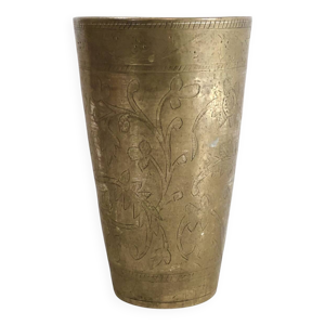 vase