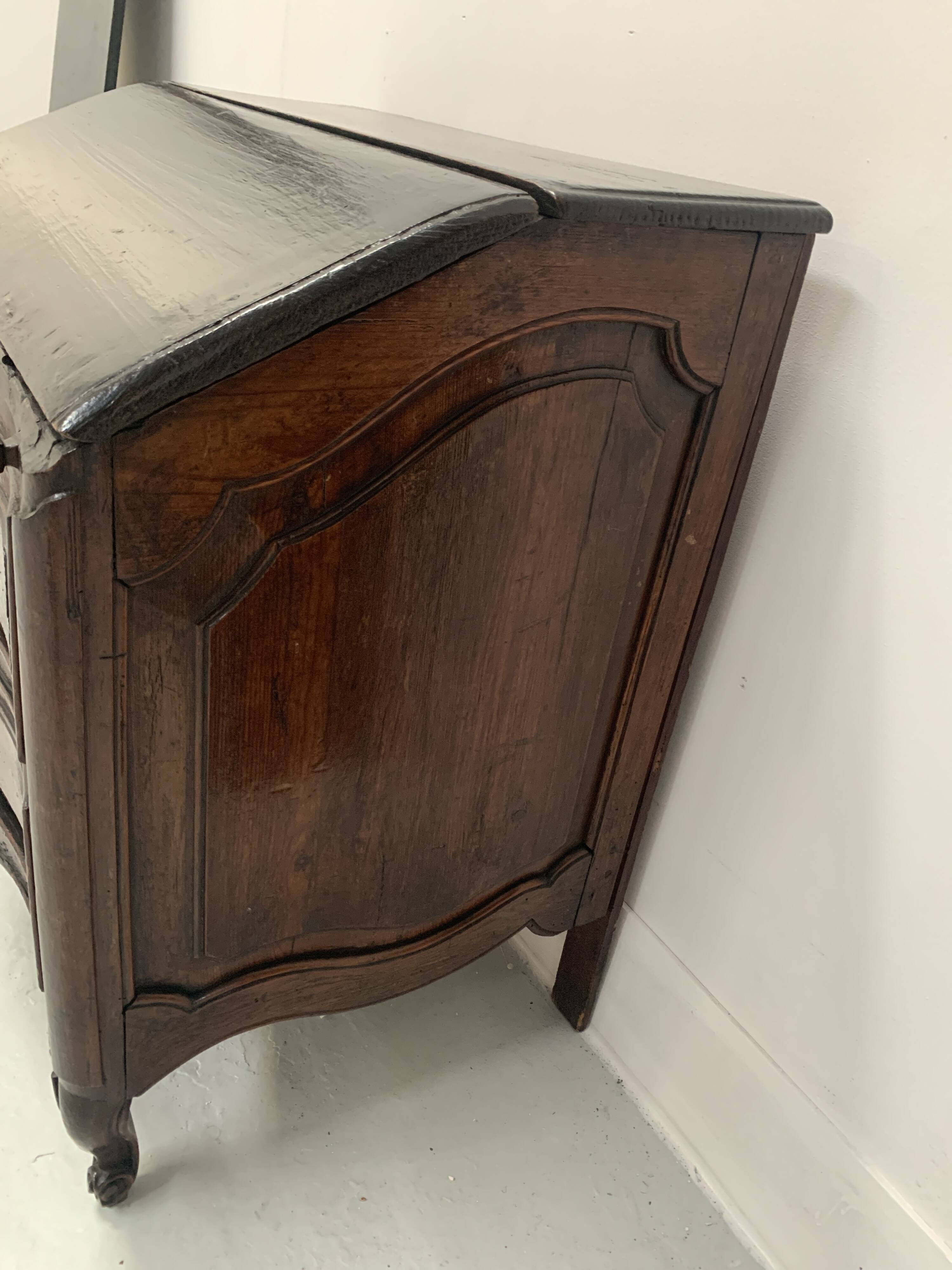 Master piece of furniture in carved oak 18th century chest of drawers