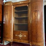 Louis XVI Style bookcase curved in precious wood marquetry circa 1900