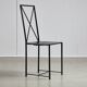 Chaise de salle à manger italienne postmoderne en cuir noir en forme de « X », années 1980