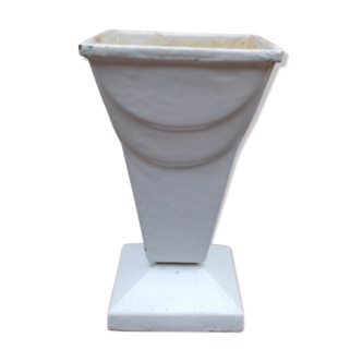Vase blanc en fonte