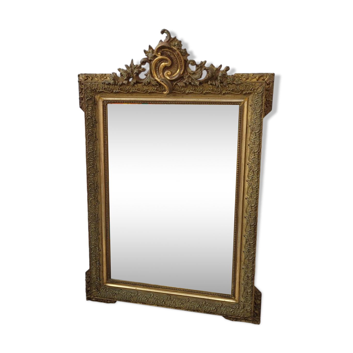 Miroir doré mouluré classique, années 50
