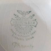 Grand plat rond Villeroy & Boch Phoenix – Terre de fer – 33,5 cm – Oiseaux exotiques