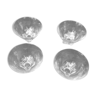 Set of 4 glasses of ice or champagne