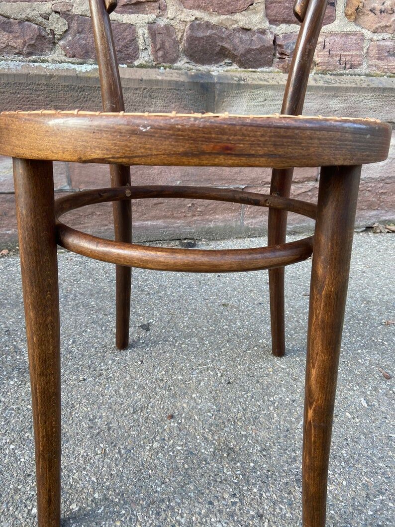 Pair of chairs bistro Thonet 14