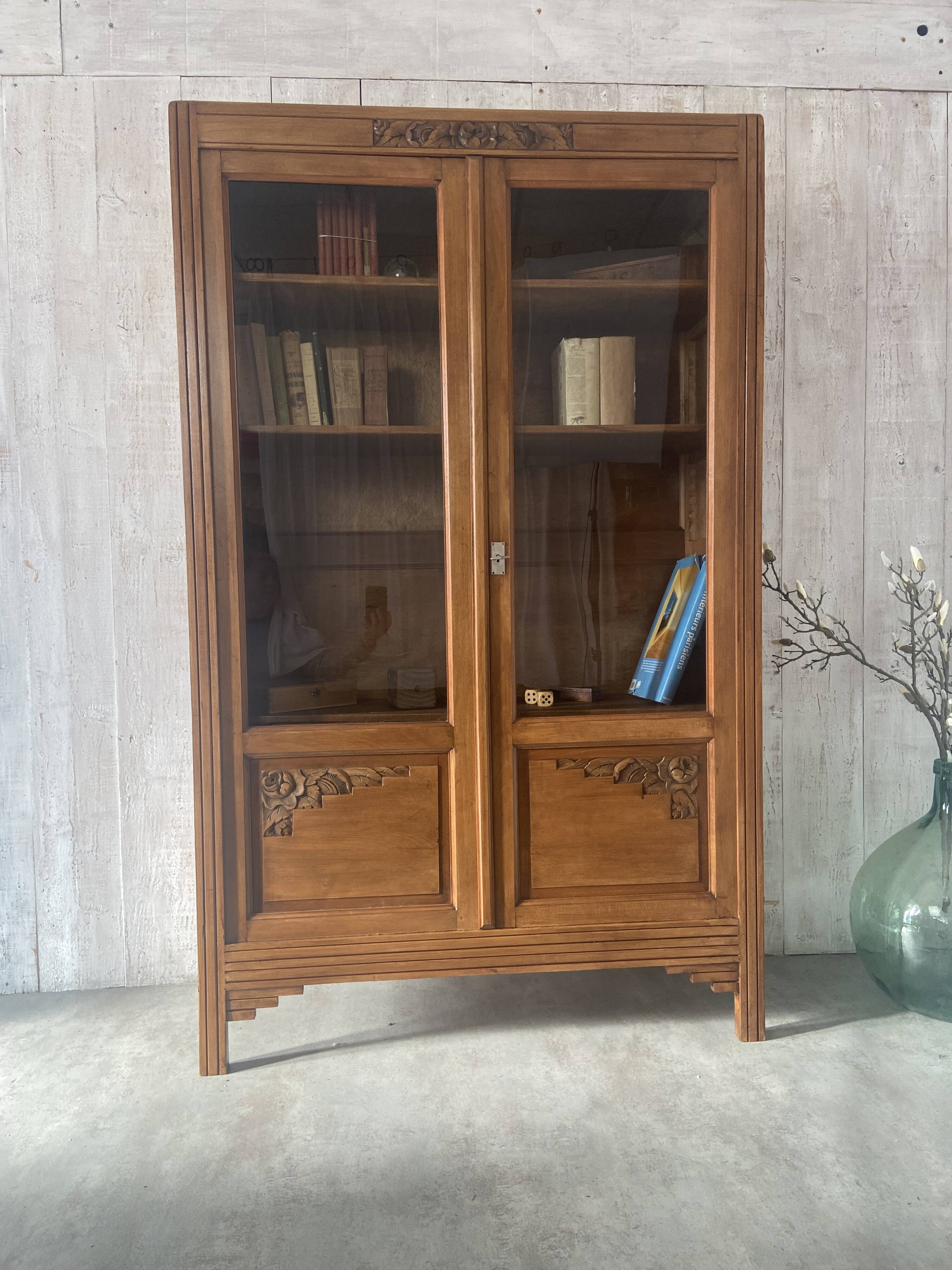 Vintage library