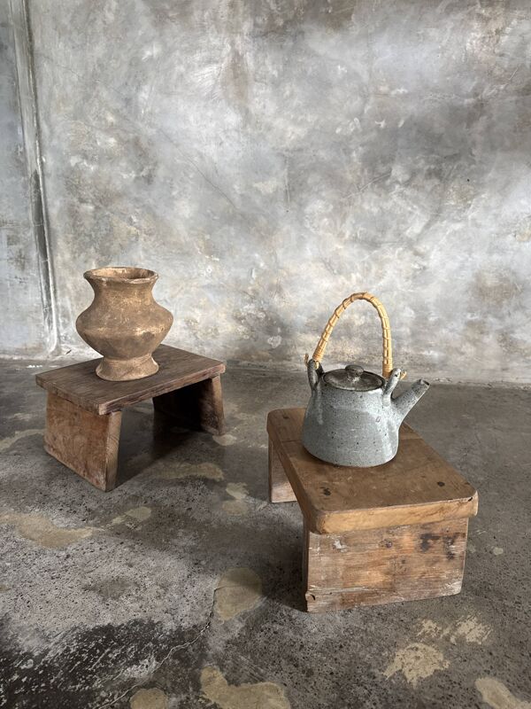 Petit tabouret d'appoint en teck ancien clair (3279)