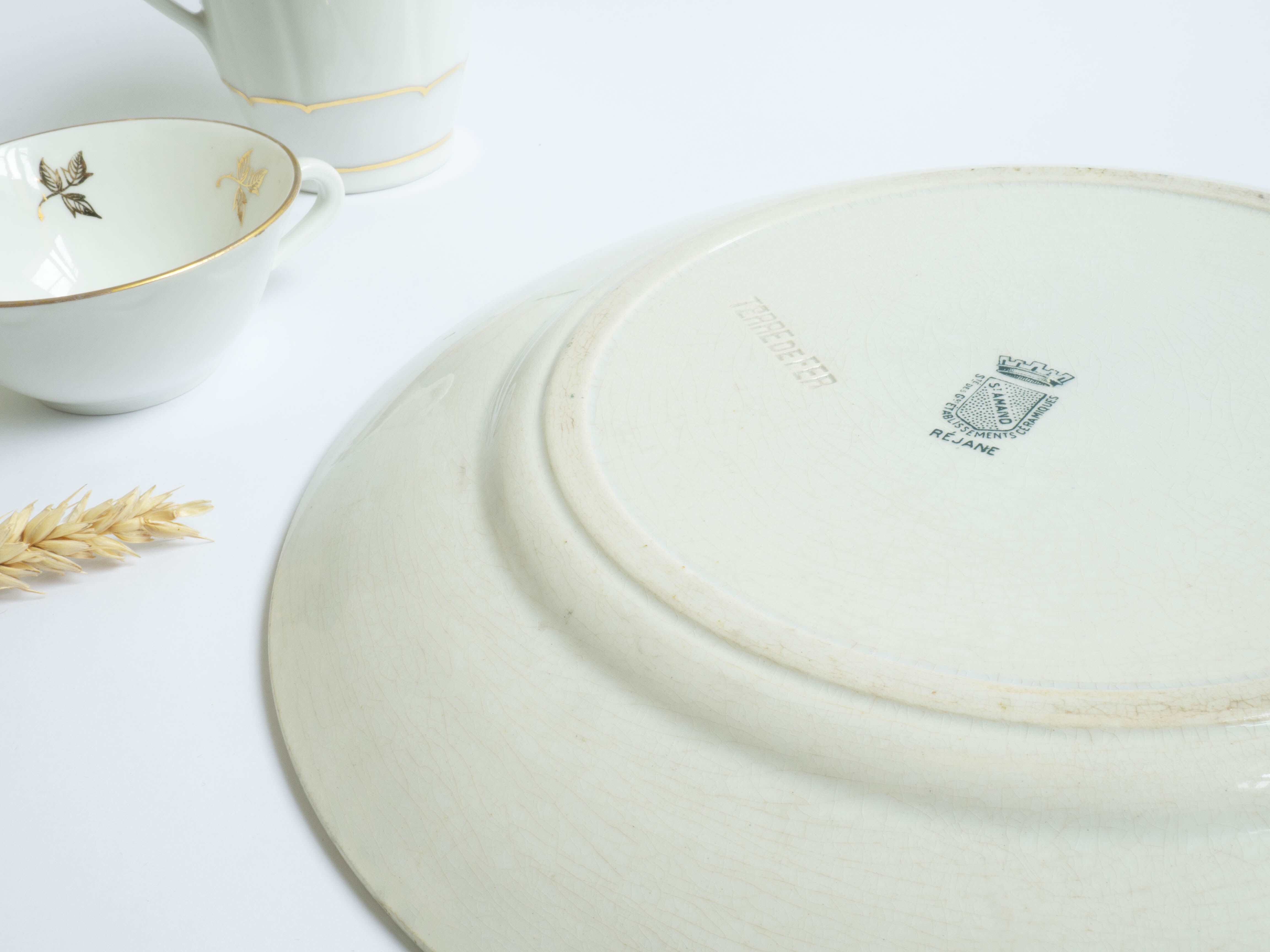 Iron clay dish from the St Amand factory model Rejane