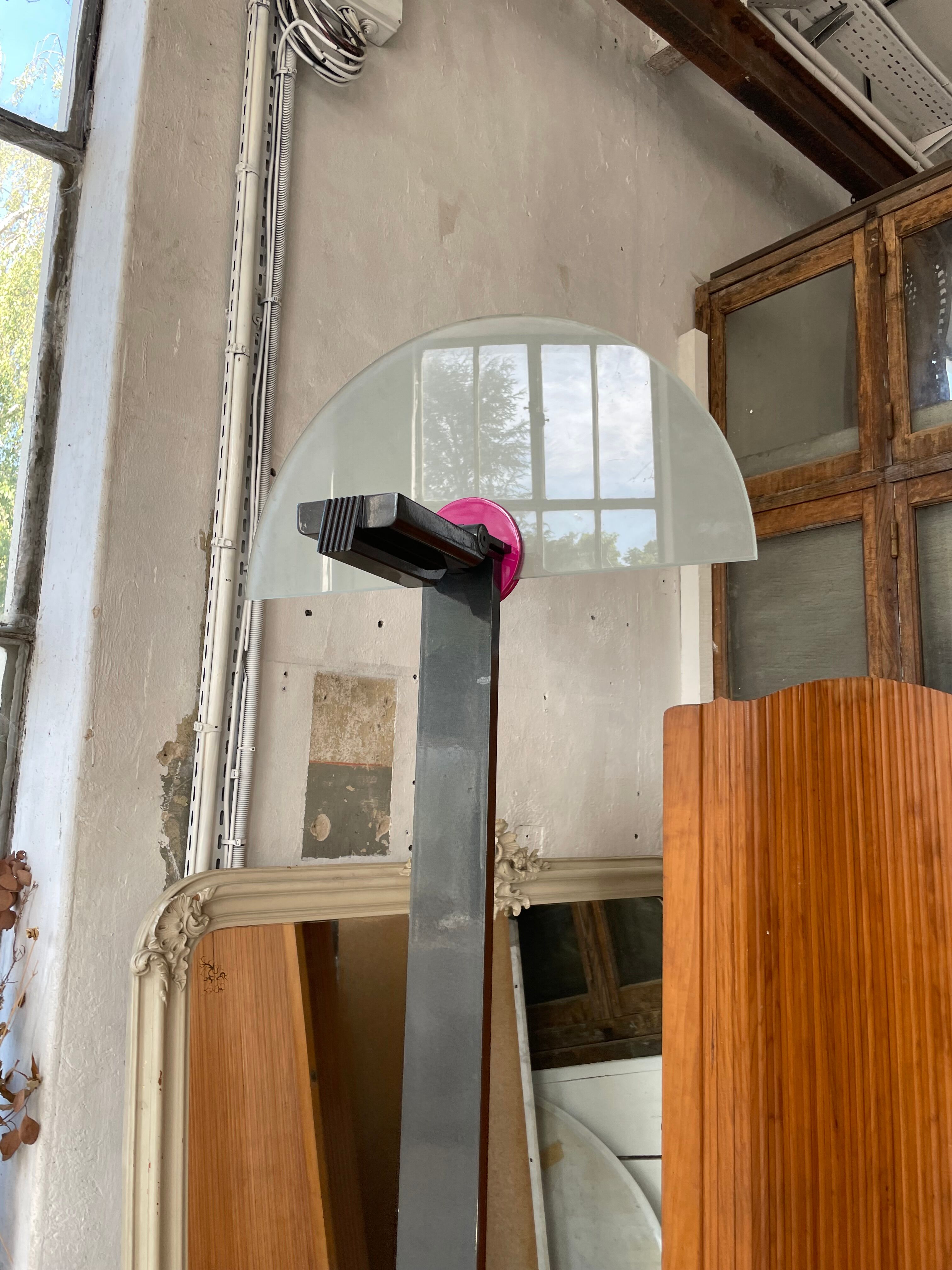 Memphis 80s pink and marble floor lamp