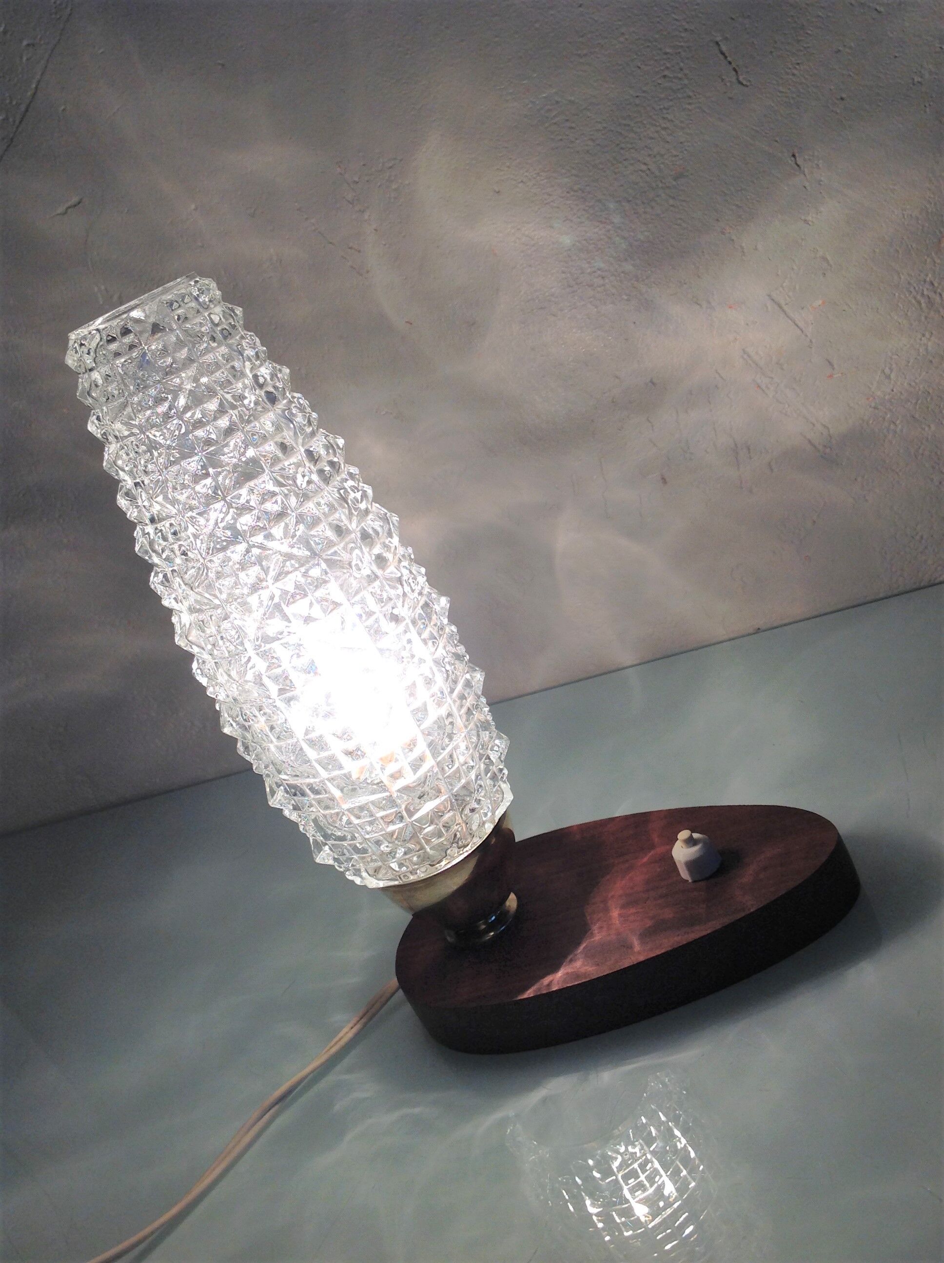 Structured tulip glass bedside lamp / vintage 60s-70s