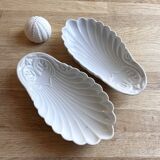 Pair of porcelain shell bowls