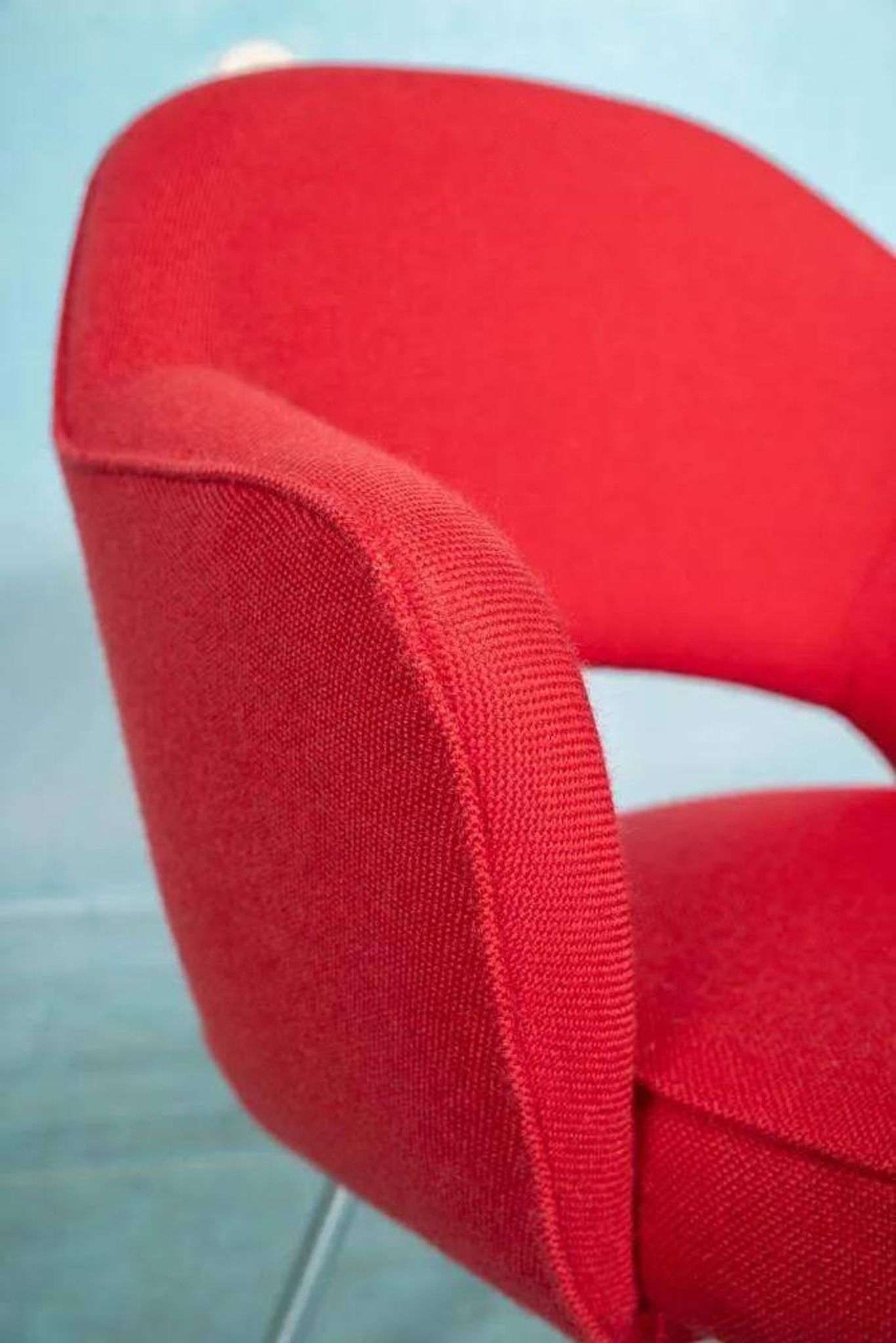 Chaise exécutive Knoll Saarinen des années 1960, époque spatiale.