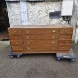 Chest of drawers