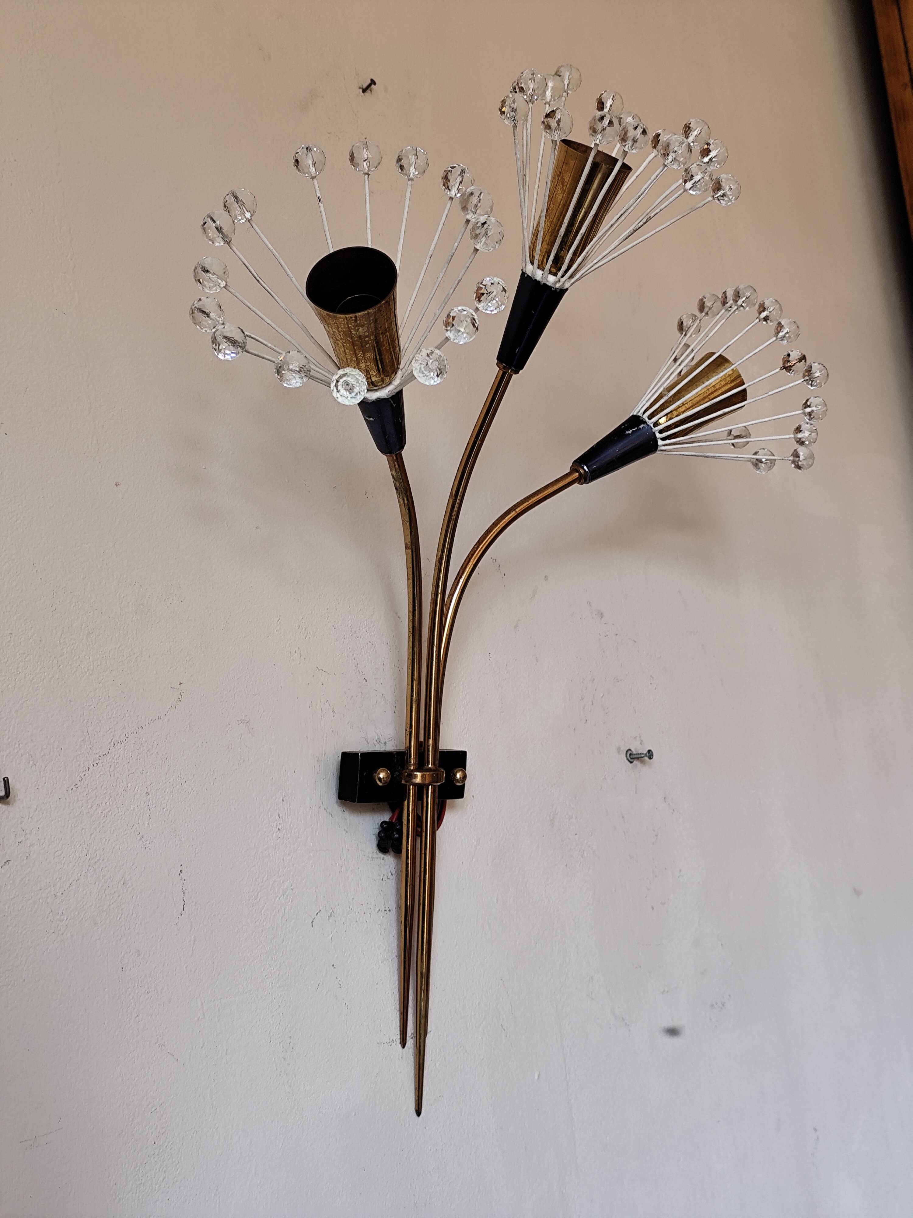 Wall lamp with 3 lights, brass and crystal balls, 1950s.