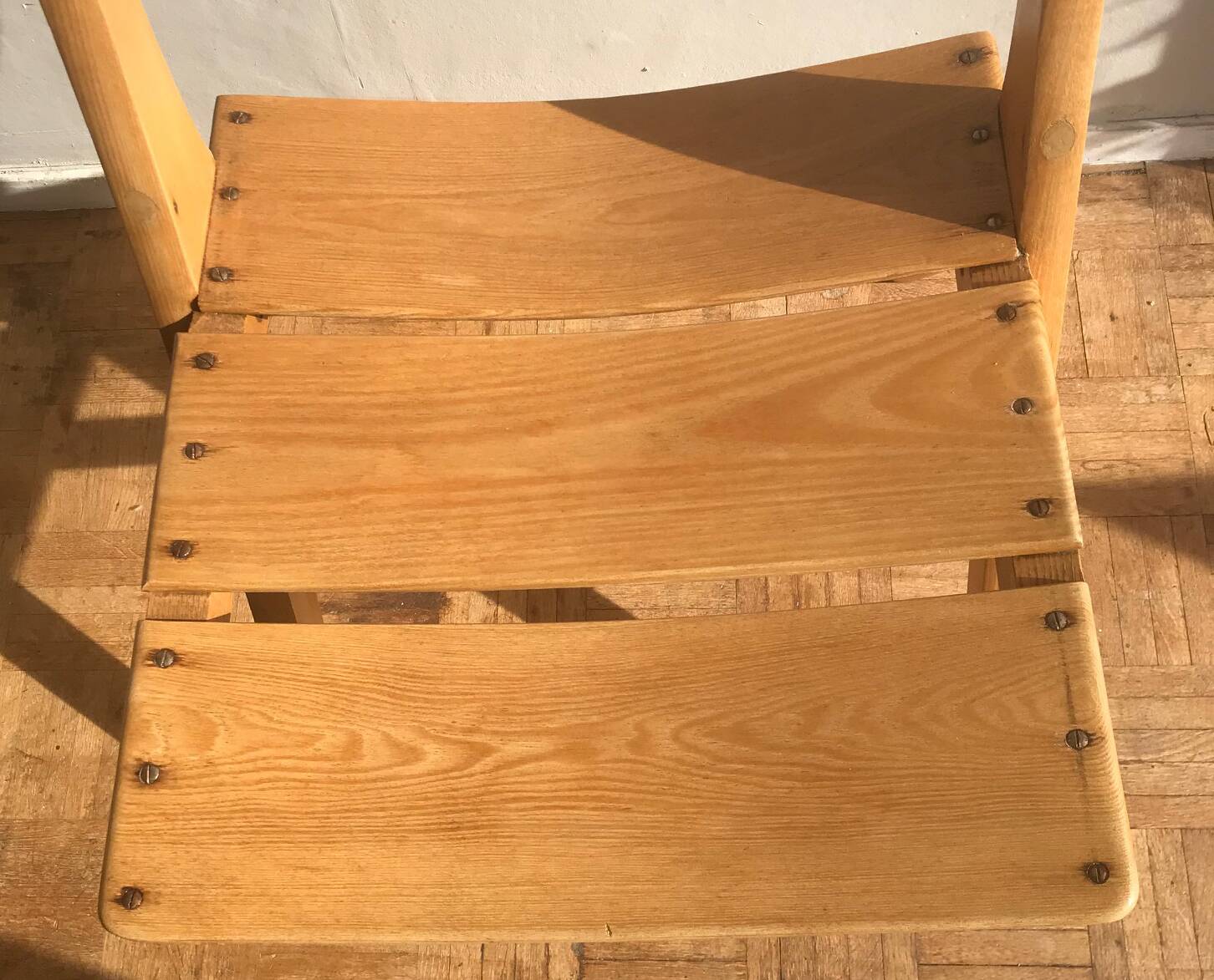 Primus compass leg chair