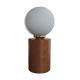 Lampe vintage en bois et globe boule en opaline