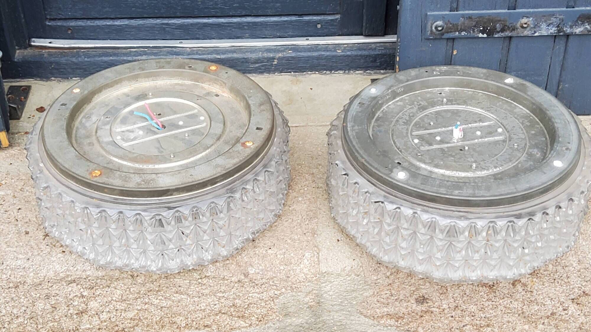 Set of 2 Erco ceiling lights from the 60s in diamond-tipped glass Diameter 35cm