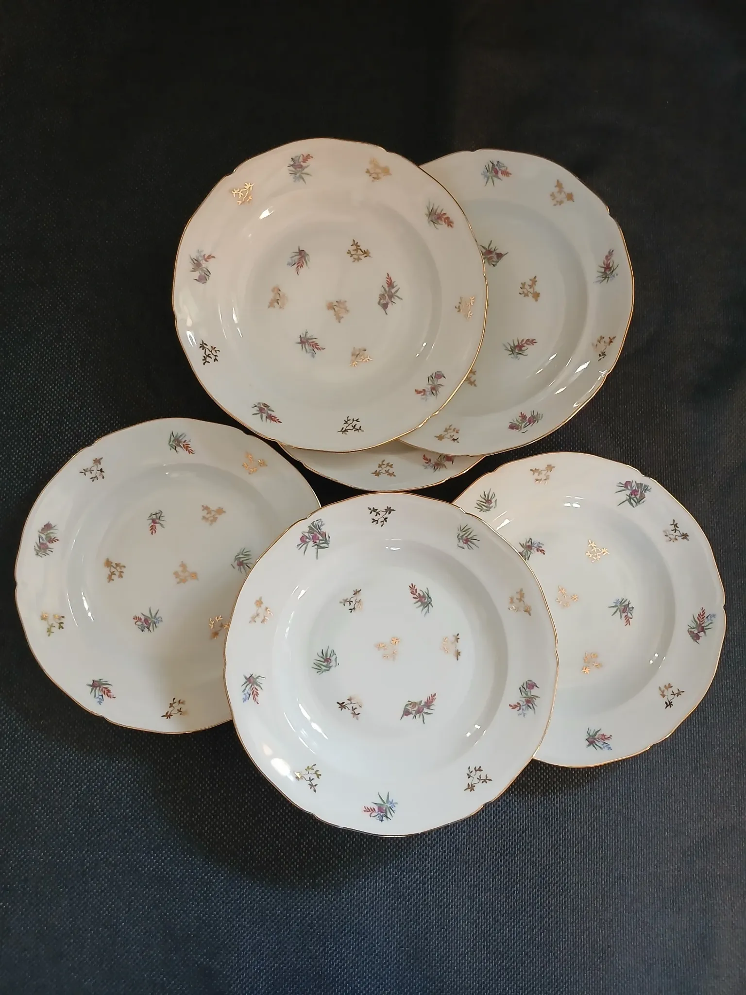6 antique deep plates in porcelain