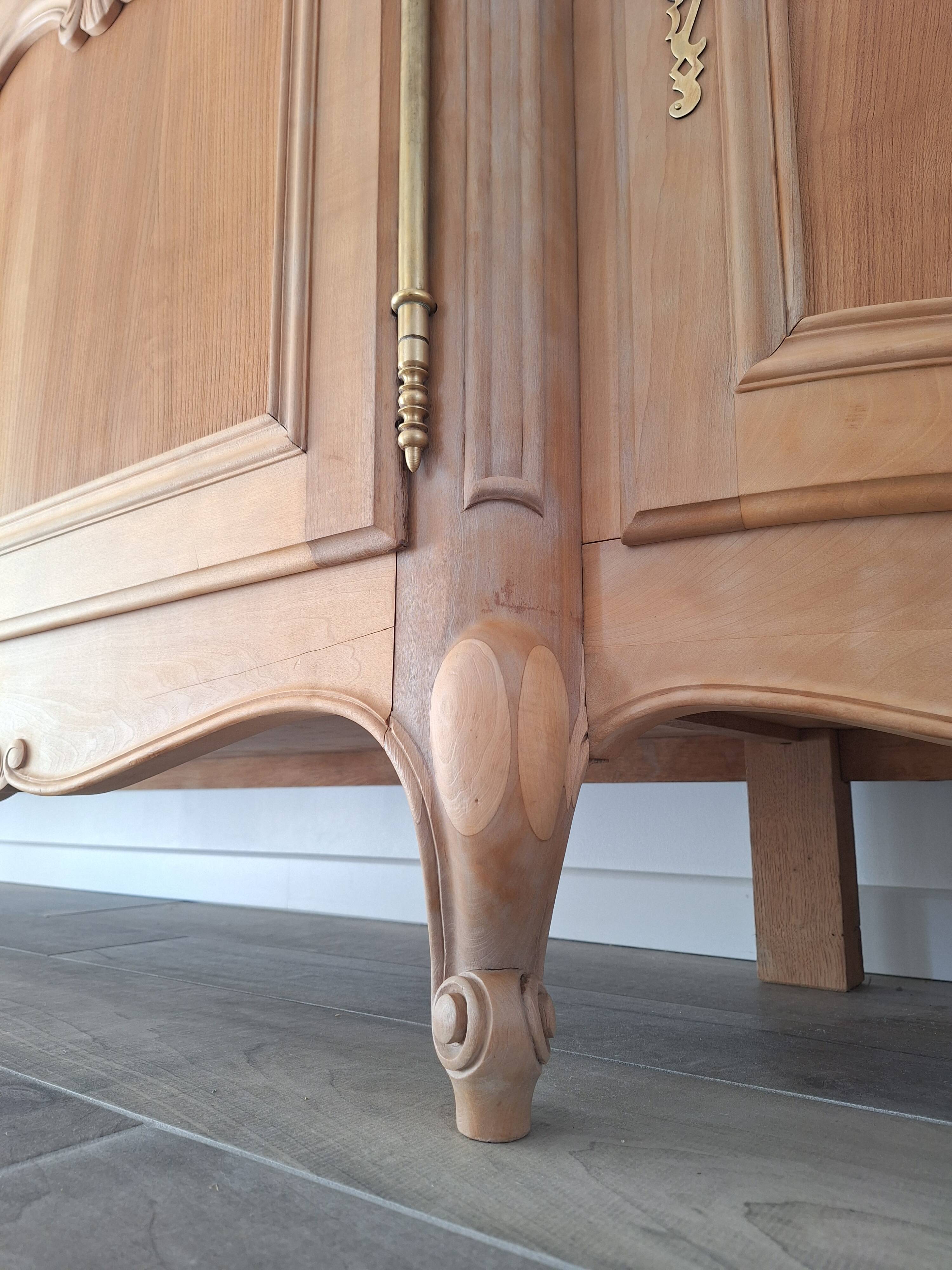 Low buffet in solid cherry wood renovated – Louis XV style – 250 cm