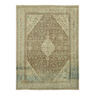 Handmade oriental contemporary 1980s 255 cm x 352 cm beige wool carpet