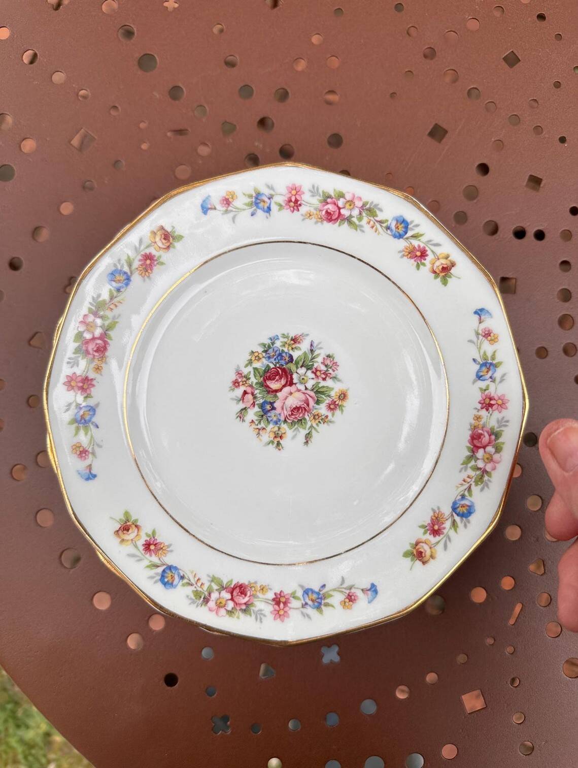 set of 6 Vintage Dessert Plates S.I.P France with Floral Decoration