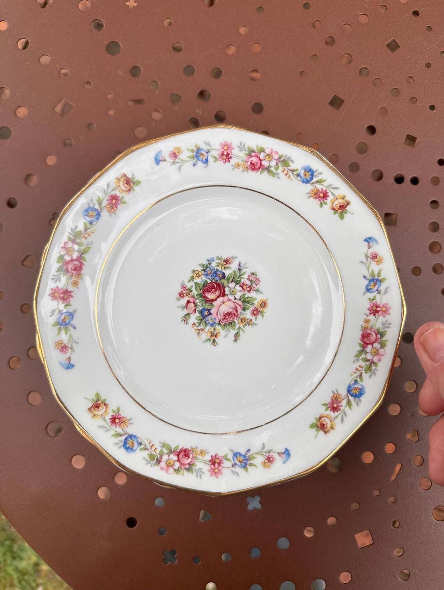 set of 6 Vintage Dessert Plates S.I.P France with Floral Decoration