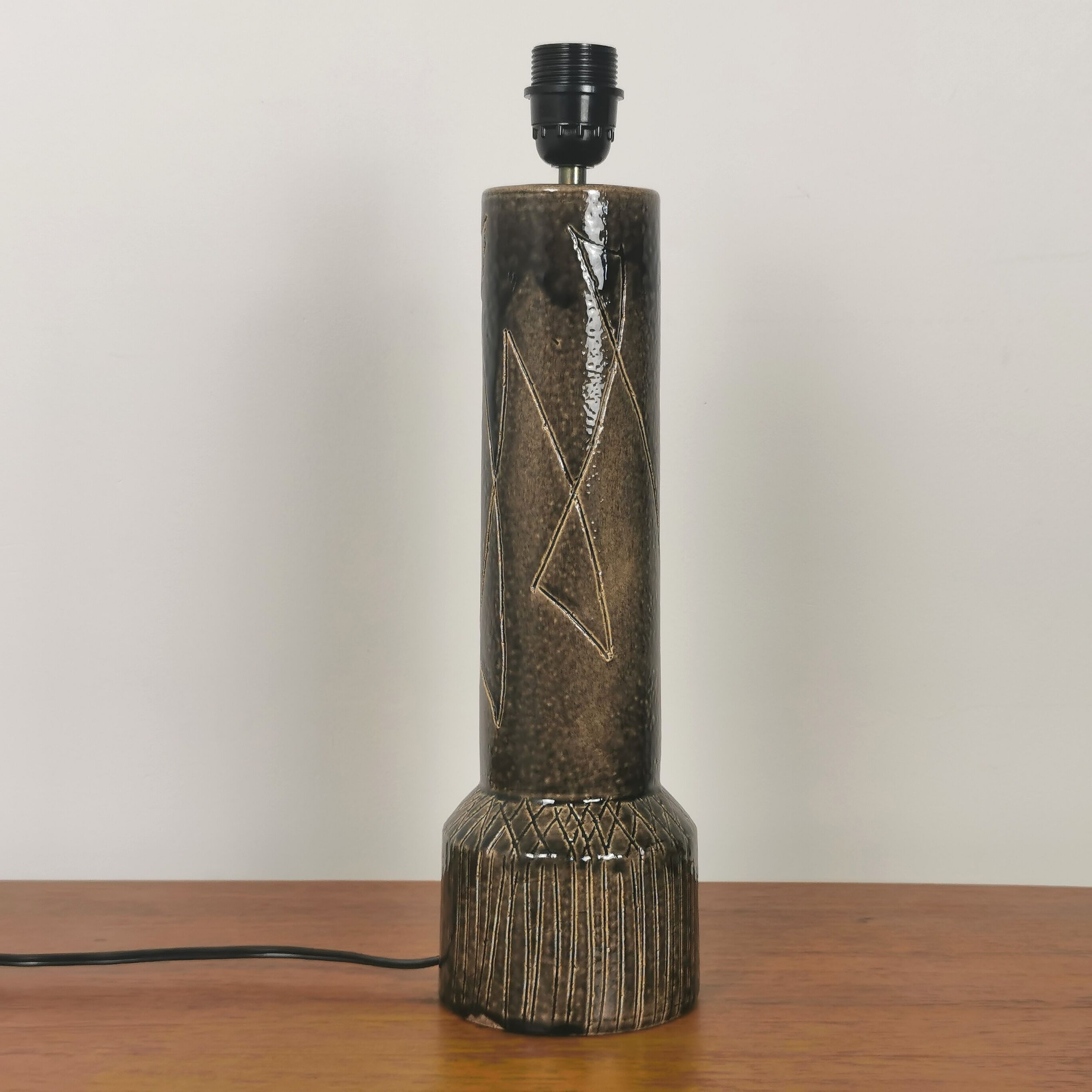 Ceramic lamp