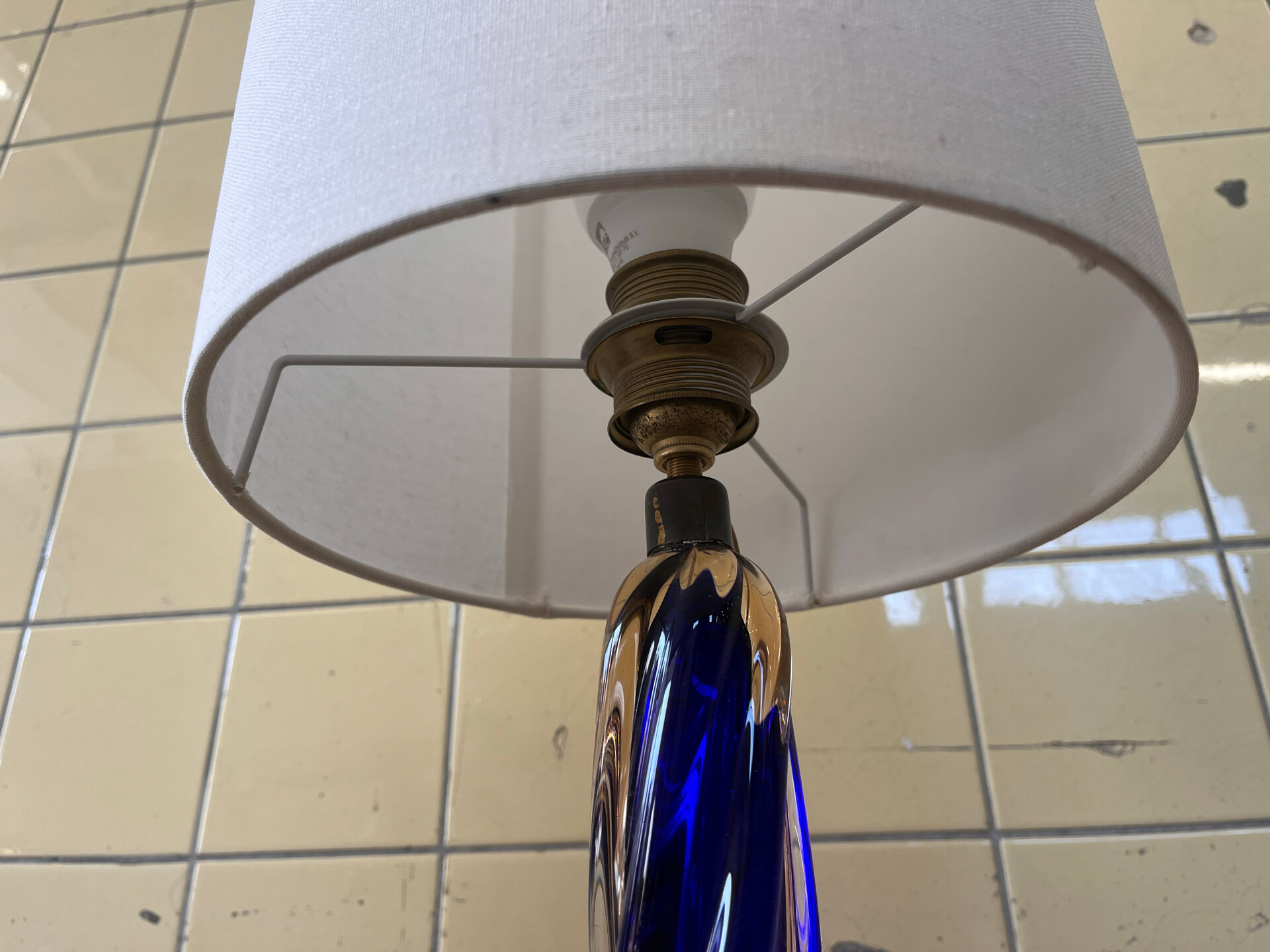 Vintage Belgian glass table lamp