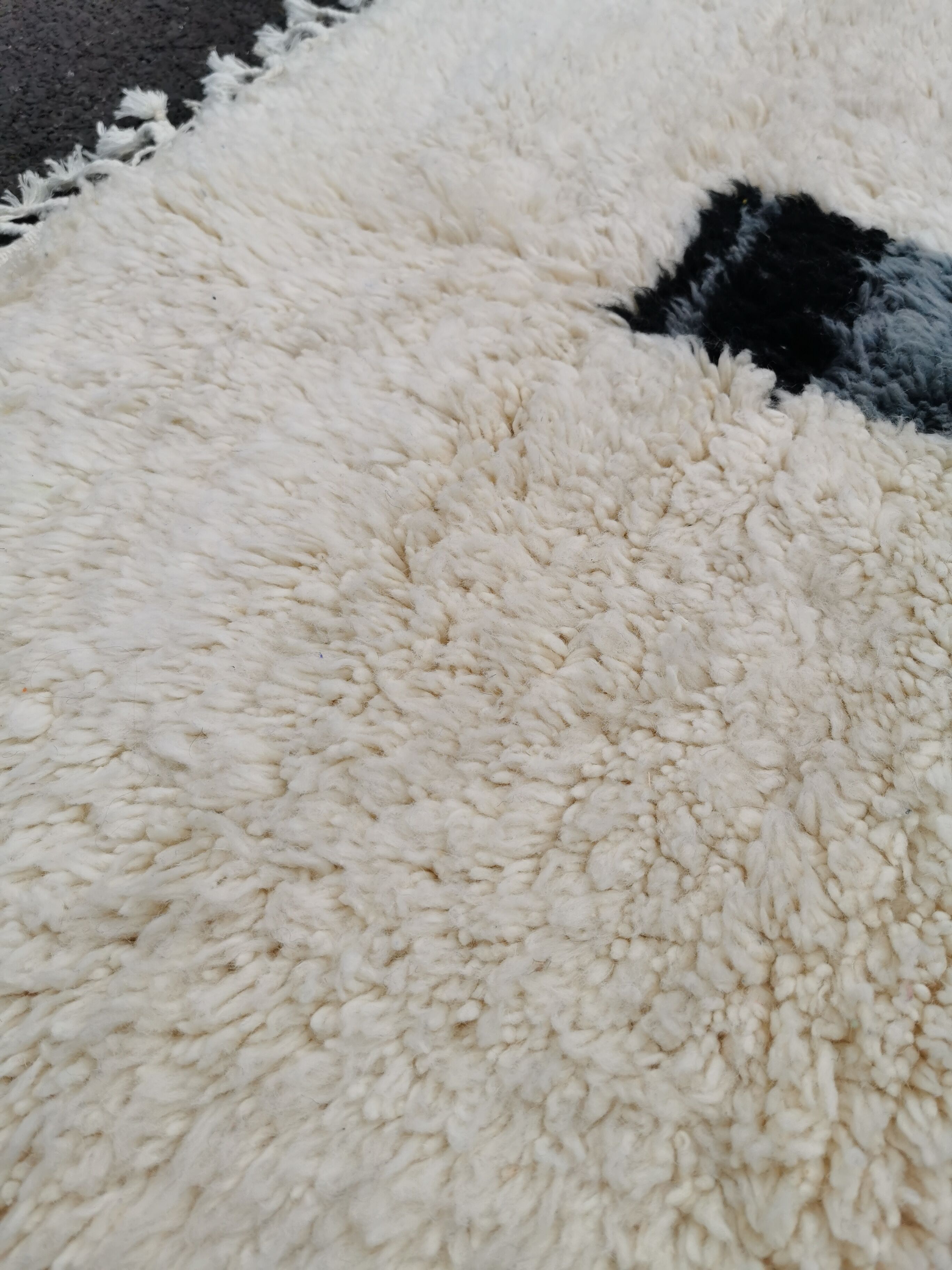 Berber carpet beni ouarain 128x145cm