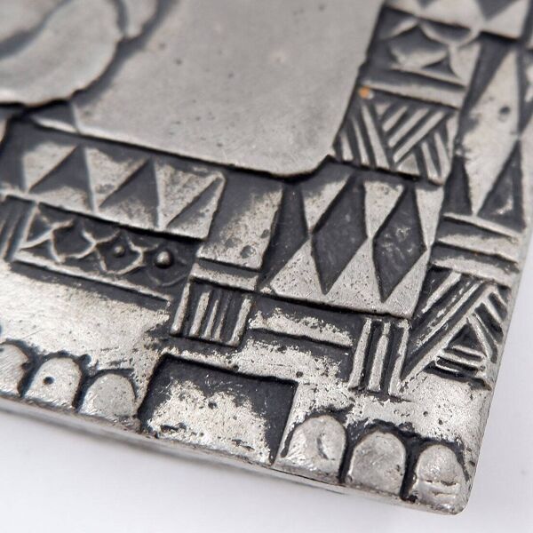 Petit éléphant décoratif en métal